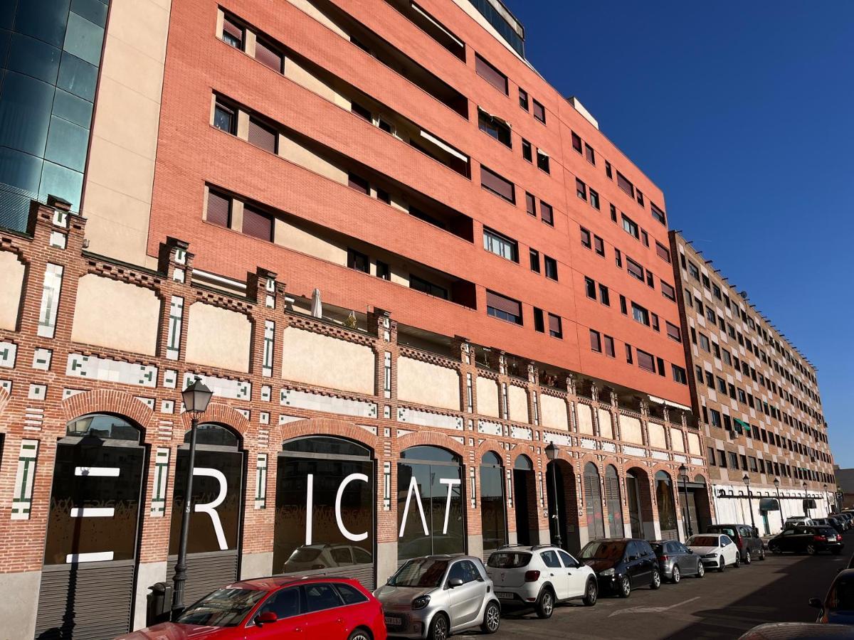 Apartamento En Chamberi Con Piscina - Lovely Apartment In The City Center With Swimming Pool Мадрид Экстерьер фото